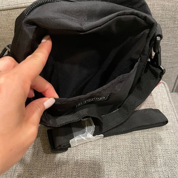 BNWT - Superdry Vintage Max Climber Sidebag - black - o/s - Picture 13 of 14